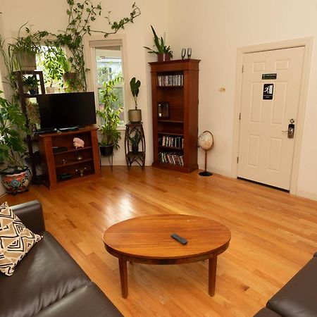 2 Bedroom Boston Condo In Jamaica Plain With Parking Exteriör bild