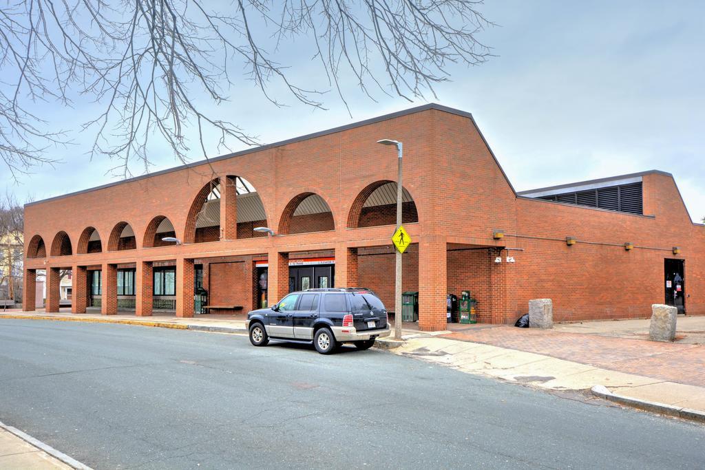 2 Bedroom Boston Condo In Jamaica Plain With Parking Exteriör bild